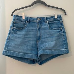 American Eagle high waisted shorts!